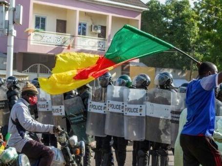 Rallies in Cameroon after rival rejects 92-year-old Biya's win